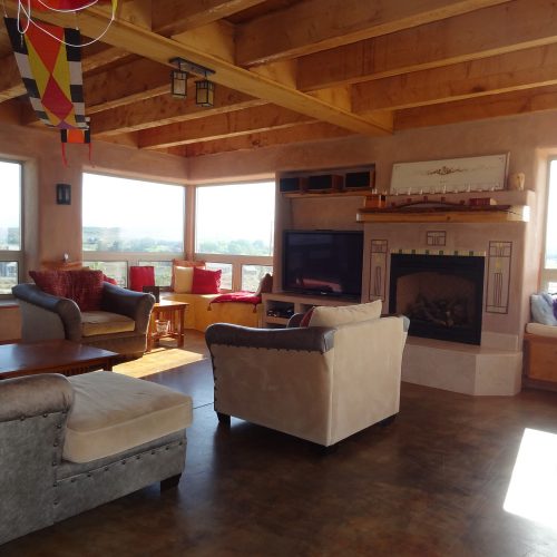 Pinedale Strawbale: Living Room